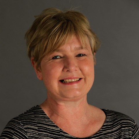 Lynne Bell