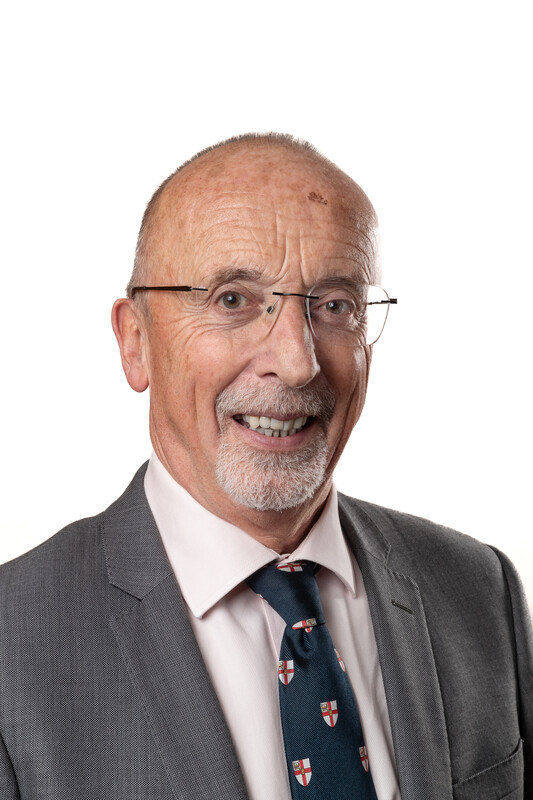 Dr Meredydd David